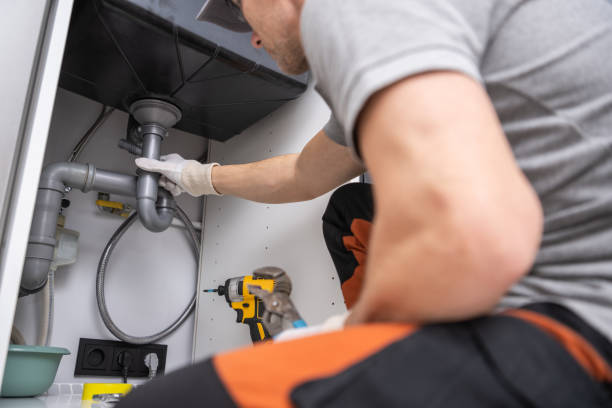 Best Clogged Drain Plumber  in Gloversville, NY